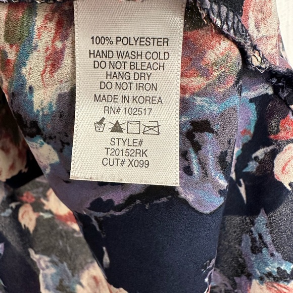 Soprano | Floral Kimono! Size Small - Picture 4 of 7